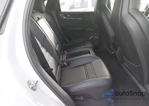 2025 Porsche Cayenne Coupe Turbo Gt из США, поврежденный, VIN WP1BK2AY2SDA49259